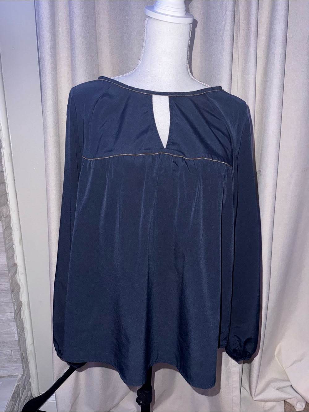 Abercrombie & Fitch Navy Long-Sleeve Keyhole Detail Blouse